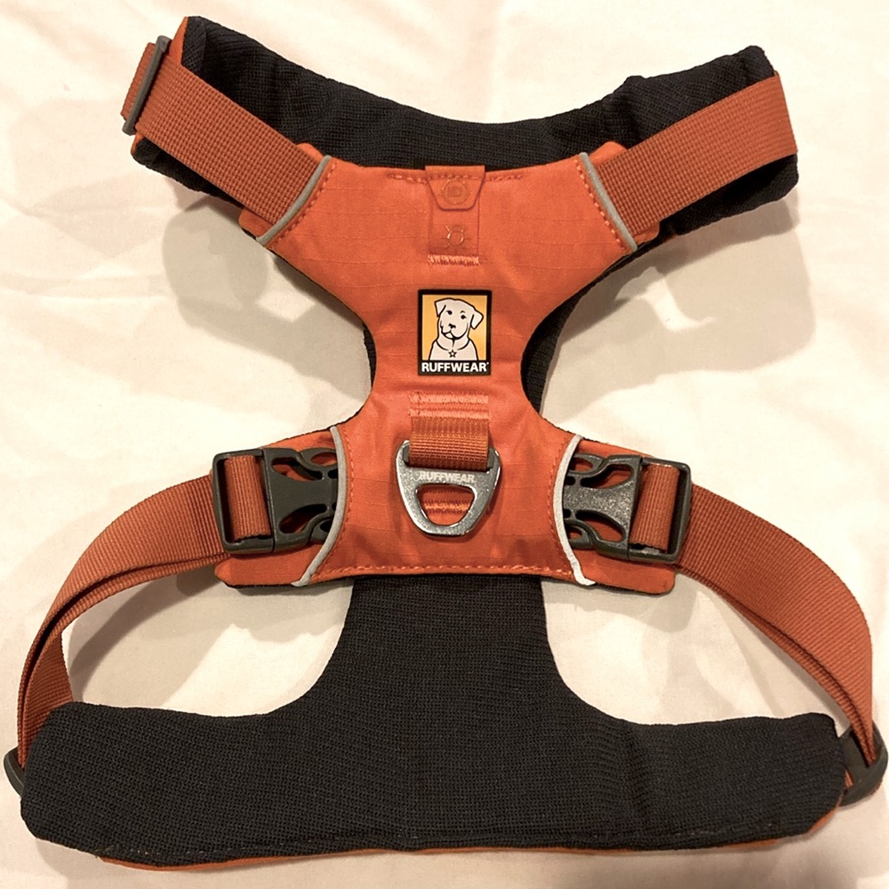 Dog harness, like new